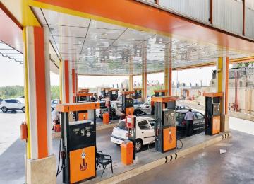 Iran’s Three-Tier Gasoline Pricing Debuts Smoothly 