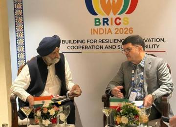 Iran and India Move to Revive Trade Working Group After Years of Inactivity  In a significant diplomatic move aimed at bolstering bilateral trade, Iranian and Indian officials have agreed to revive a joint trade working group that has remained dormant since 2015. The decision came during a meeting on Thursday between Mohammad Sadegh Mofatteh, Iran's Deputy Minister of Industry, Mining and Trade for Commercial Affairs, and Amardeep Singh Bhatia, India's Deputy Minister of Commerce and Industry.  The working 